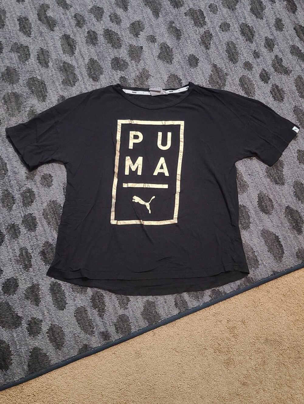 Black and Gold Puma Shirt sz S